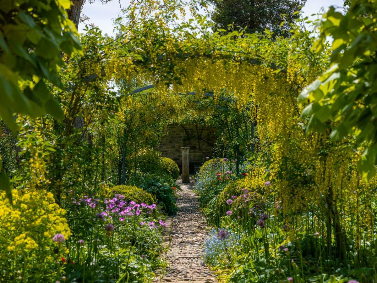 ホテル Barnsley House Ampney Crucis エクステリア 写真